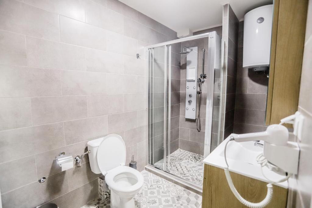 Knl Luxury Apartment By Homebrain Александруполис Екстериор снимка