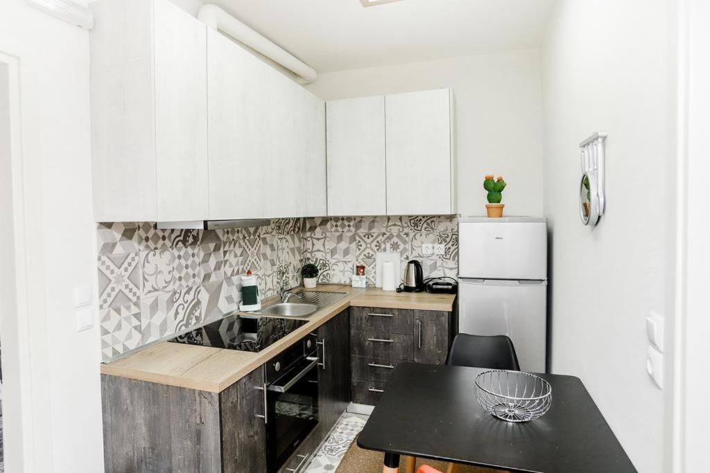 Knl Luxury Apartment By Homebrain Александруполис Екстериор снимка